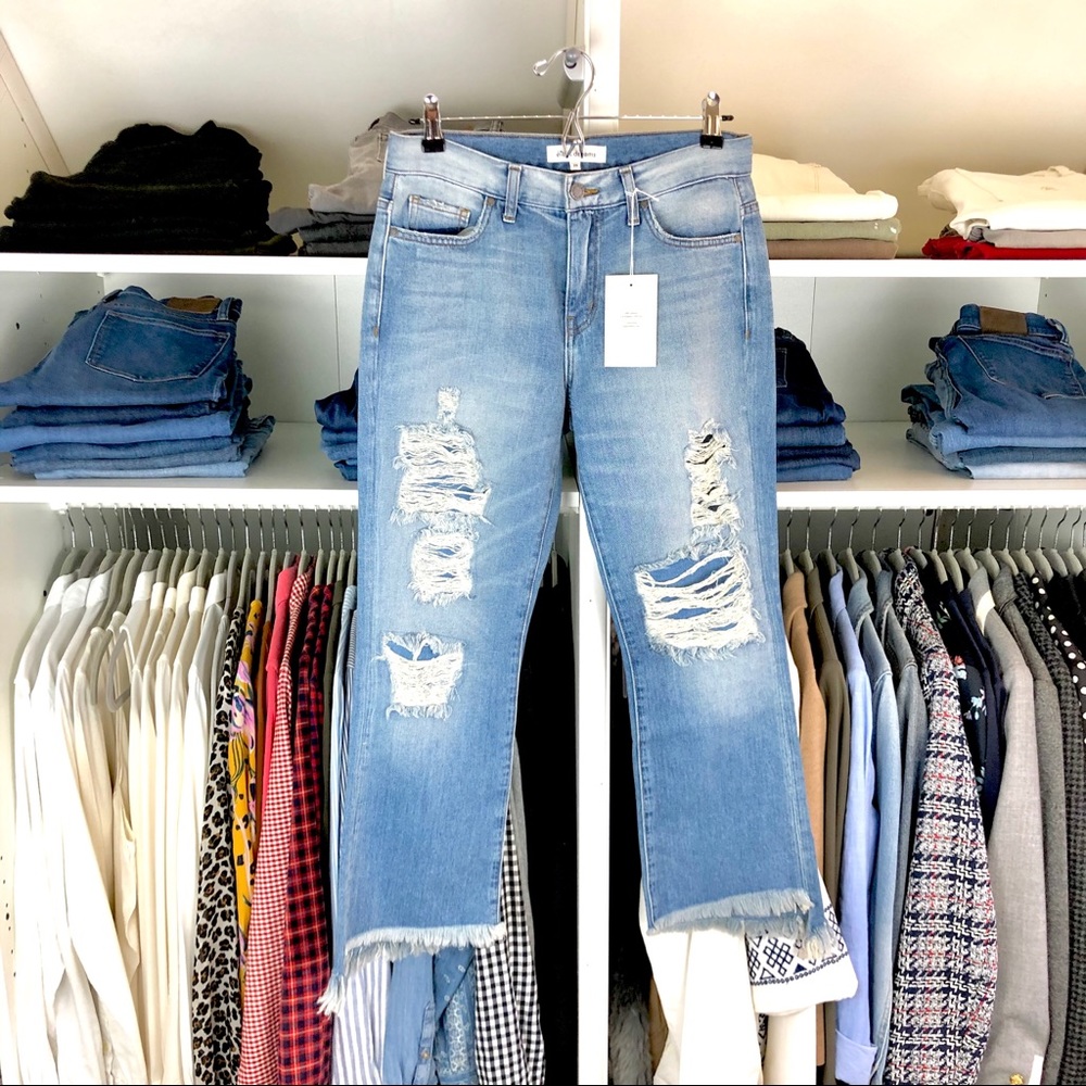 Ei8ht Dreams Distressed Boyfriend Jeans 25 NWT